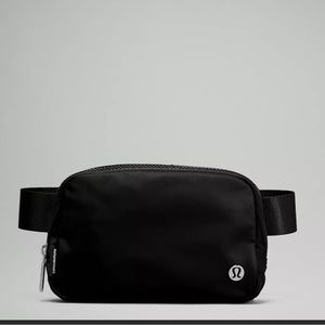 NWT Lulu lemon Fanny pack